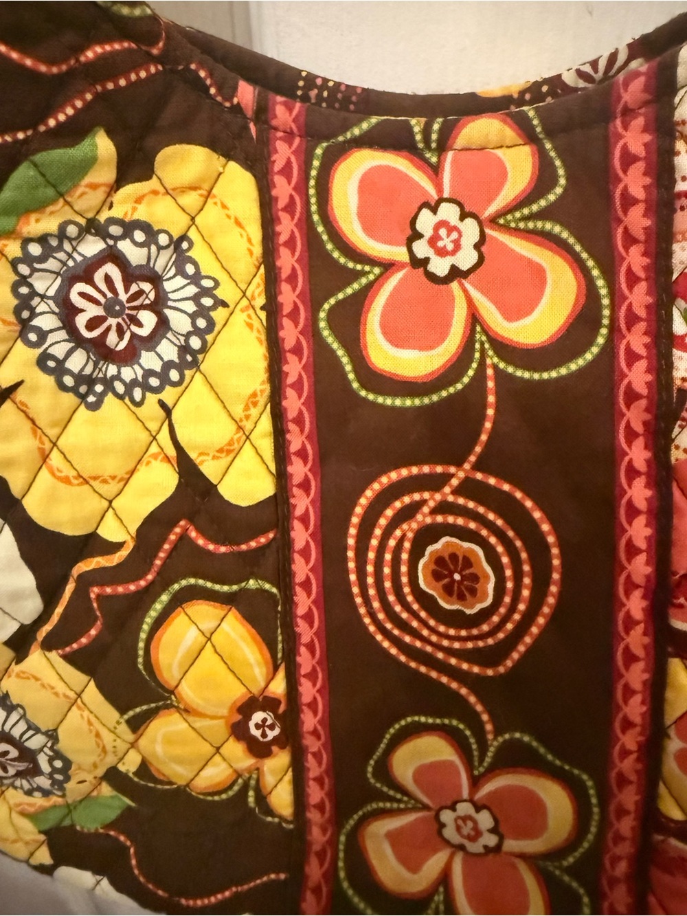 New Vera Bradley Quilted Floral Shoulder Bag - Picture 9 of 10